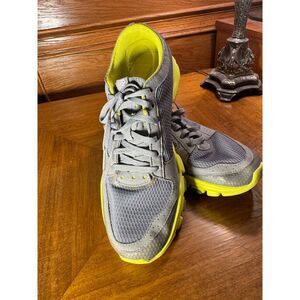 Reebok YourFELX Lightweight Running Shoe Gray Mesh Neon Yellow Sole Comfort W9.5